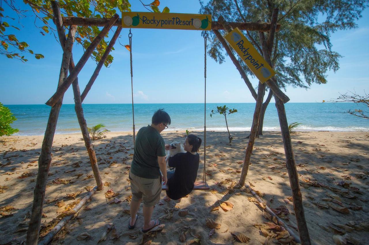 Rocky Point Resort Thap Sakae Exteriér fotografie